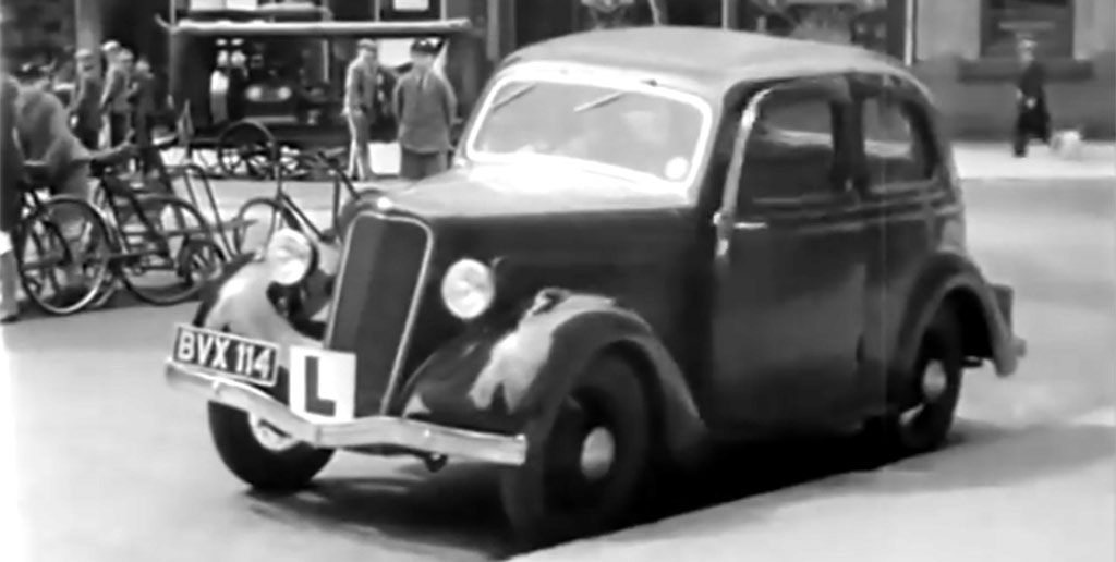 Nauka jazdy 80 lat temu (video)