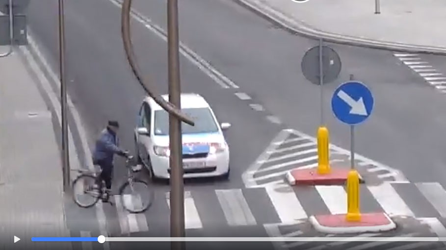 Uwaga na rowerzystów [video]